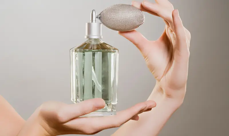 عطر بارنگ سبز