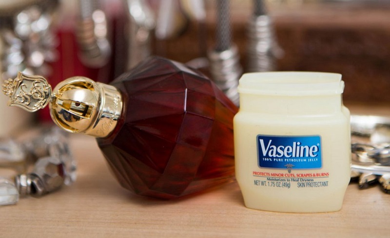 nrm_1420059343-syn-2-nrm_1418263700-vaseline-1024x627