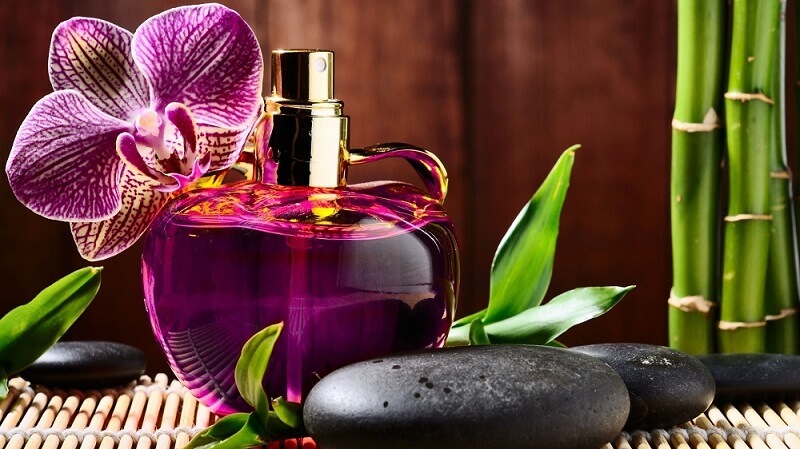 عطر یا پرفیوم چیست؟