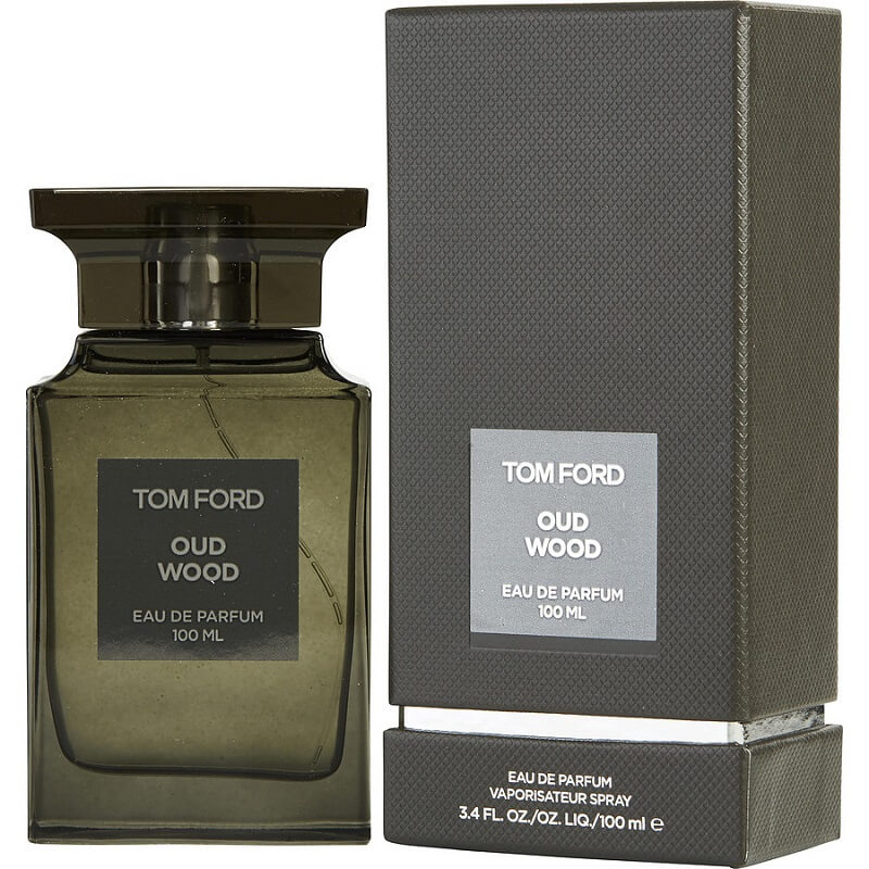 6- عطر زنانه گرم اود وود از برند تام فورد Oud Wood
