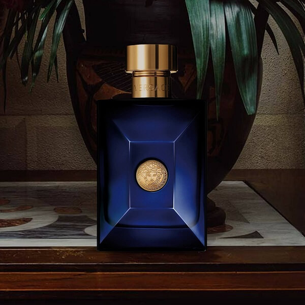 عطر مردانه ورساچه دیلان بلو (Versace Dylan Blue)