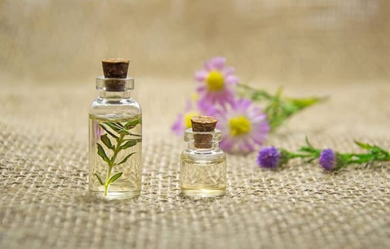  برخی از عطرها طعم خوبی دارند
