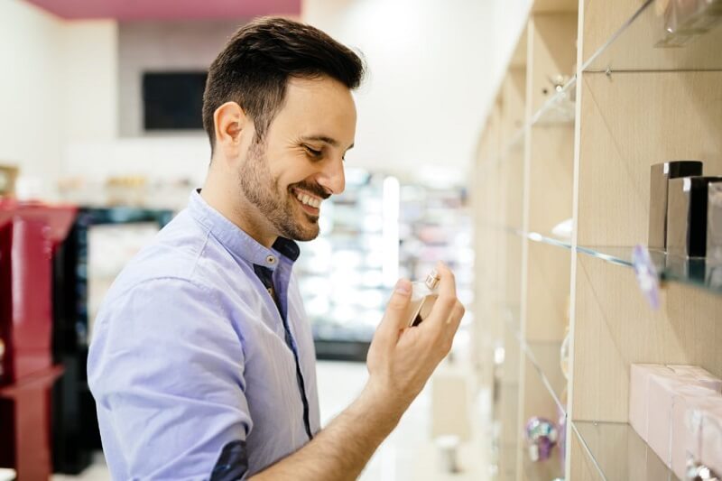 مهم ترین نکته برای راهنمای خرید عطر مردانه