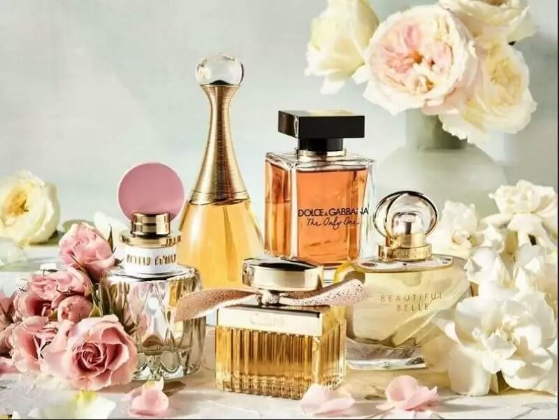 آشنایی با خانواده عطرهای گل بو در عطر و ادکلن