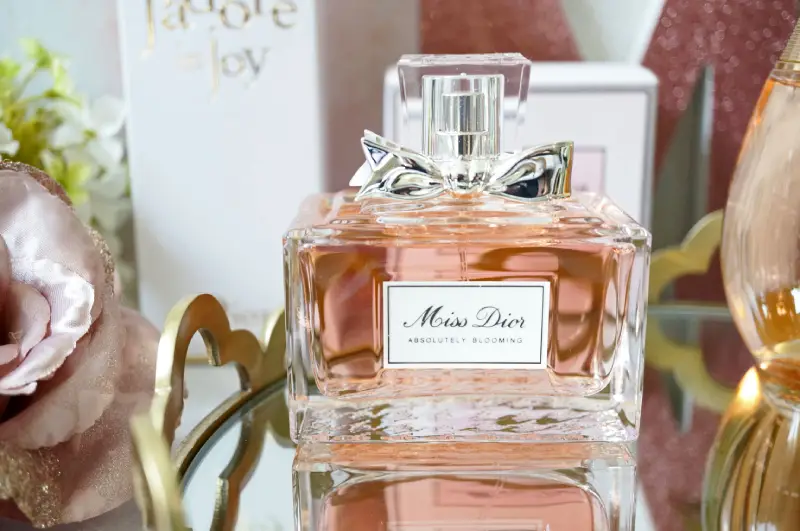 عطر کلاسیک زنانه میس دیور (Miss Dior)