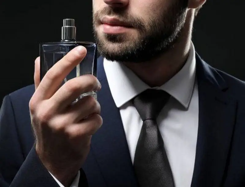 عطرهای مردانه‌ای که خانم‌ها را تحریک می‌کند بهترین عطر برای جذب زنان