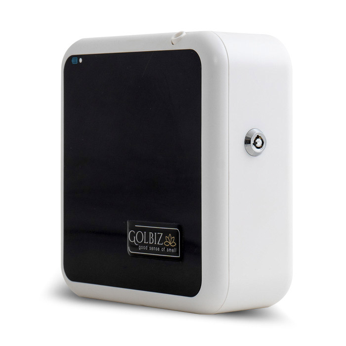 C100